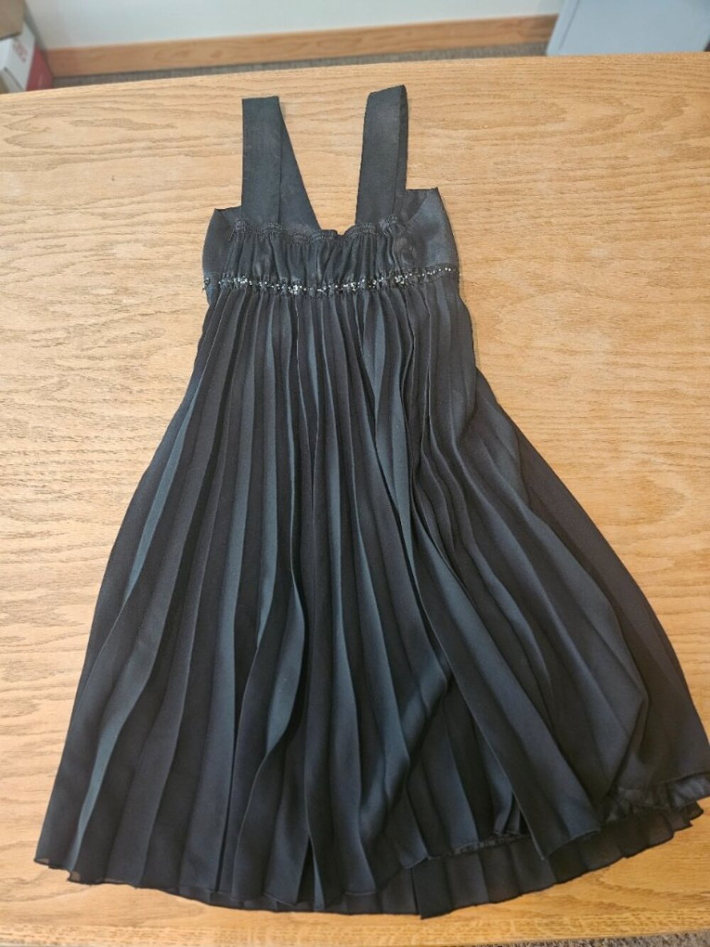 NWT Carling in Love cocktail dress T2 (T1).  Black pleated beaded. small.